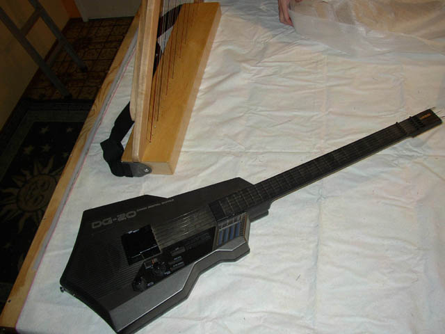 Casio_DG20_Digital_Guitar